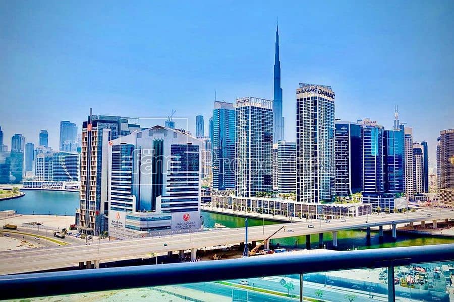 Spacious apartment with Burj Khalifa view
