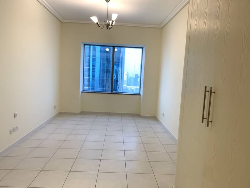 شقة في برج القرن 21،شارع الشيخ زايد 2 غرف 89999 درهم - 6733403