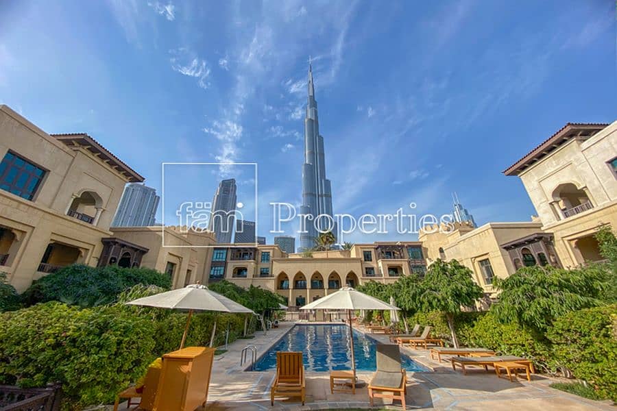 Gorgeous 2 bedrooms  apartment with fountain  view