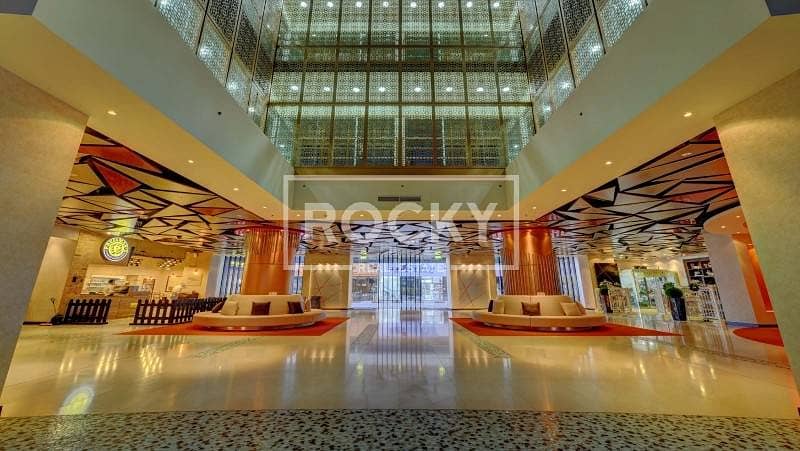 Semi Fitted office with Sheikh Zayed Road View | Latifa Tower|