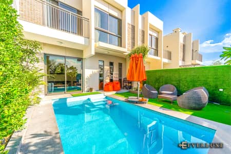 3 Bedroom Villa for Rent in DAMAC Hills 2 (Akoya by DAMAC), Dubai - PRIVATE POOL | 3-Bdr villa, Weekly, No commission | Fully Furnished + Maids room