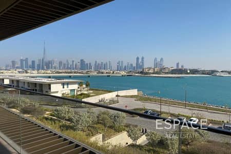 2 Bedroom Apartment for Sale in Jumeirah, Dubai - Vacant Soon | Luxury 2 Beds | Sunset View