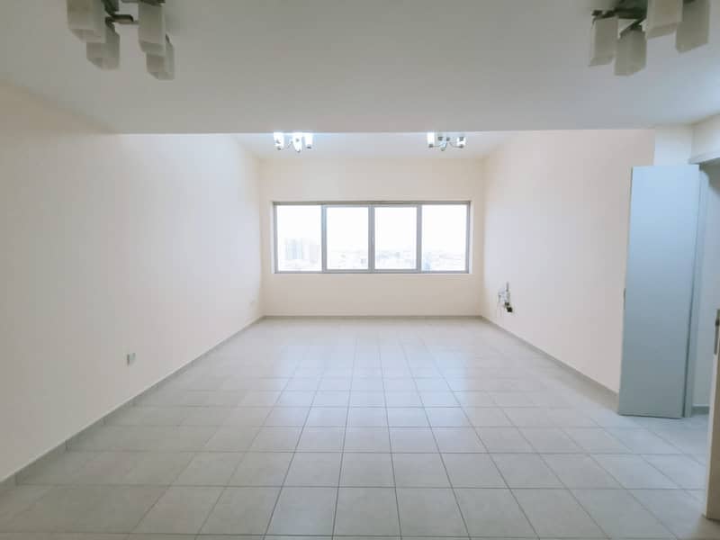 Chiller free:Close To Dafza Metro:2 Bhk Apartment Available For Rent:Gym Swimmig Pool