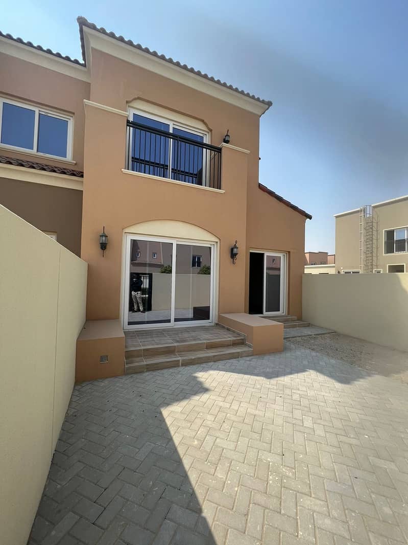 3+Maid Bedroom | 4 Bathrooms |Cluster House | Corner Unit | Type B/ READY TO MOVE