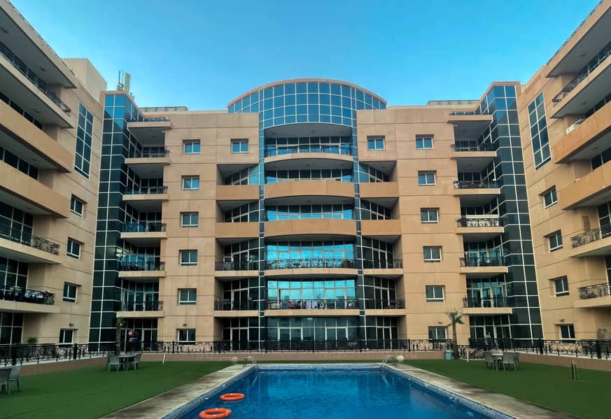 Spacious 1BR with full facilities available in Al Juzeiri Building