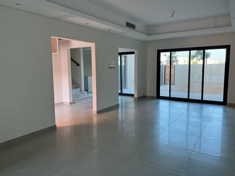 $ THE CHEAPEST $ | LIMITED UNITES | Smart  Luxury 4 Bedroom Townhouse