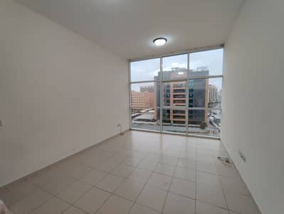 Hot Deal ! Studio for rent in Silicon Gate 4