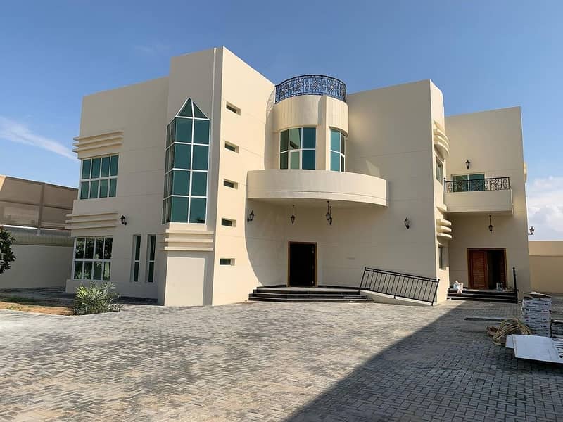 BIG & LUXURY VILLA I 5 BEDROOM I SPECIOUS I PRIME LOCATION I HAMIDIYA I AJMAN