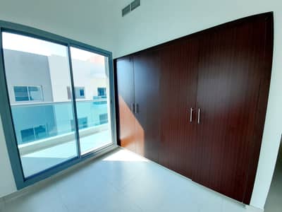 فلیٹ 3 غرف نوم للايجار في رأس الخور، دبي - Brand New Community 3bhk flat available With maids room 12 payments in wasl green park Dubai.