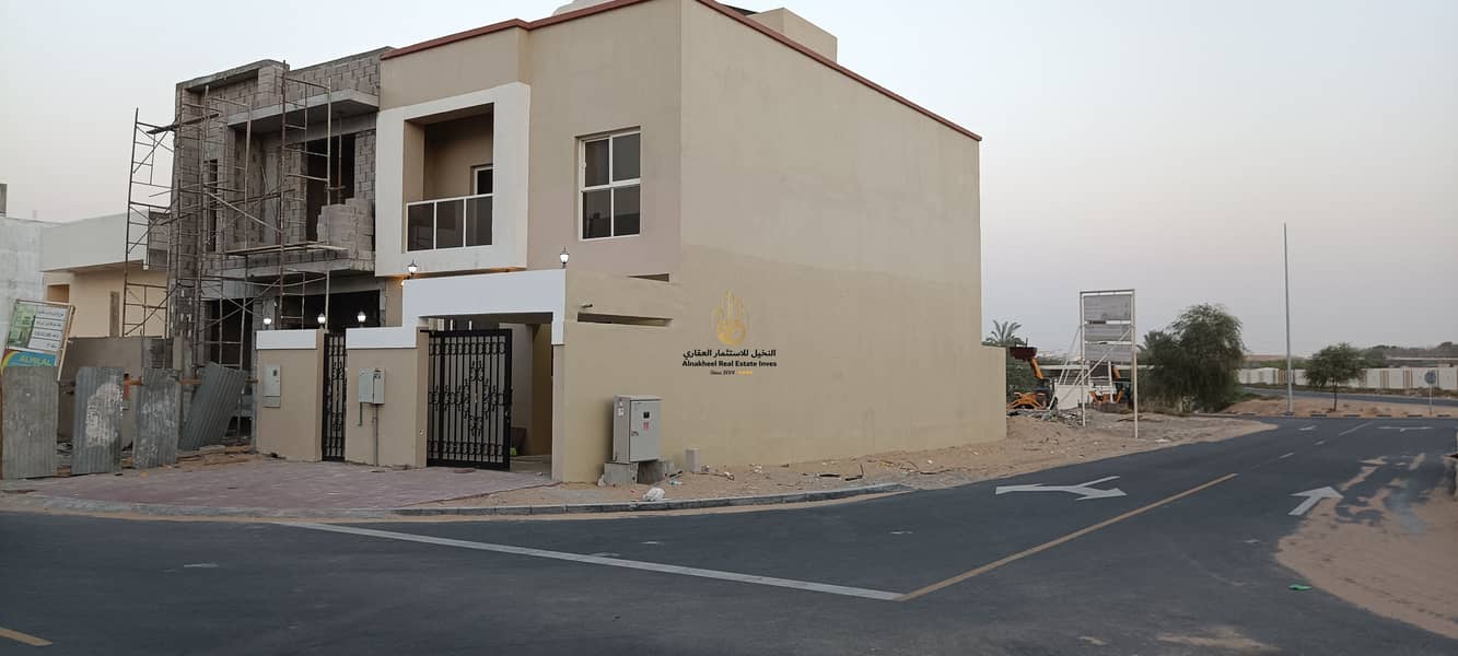 For sale townhouse in Al Zahya, with electricity and water, with an amazing modern design