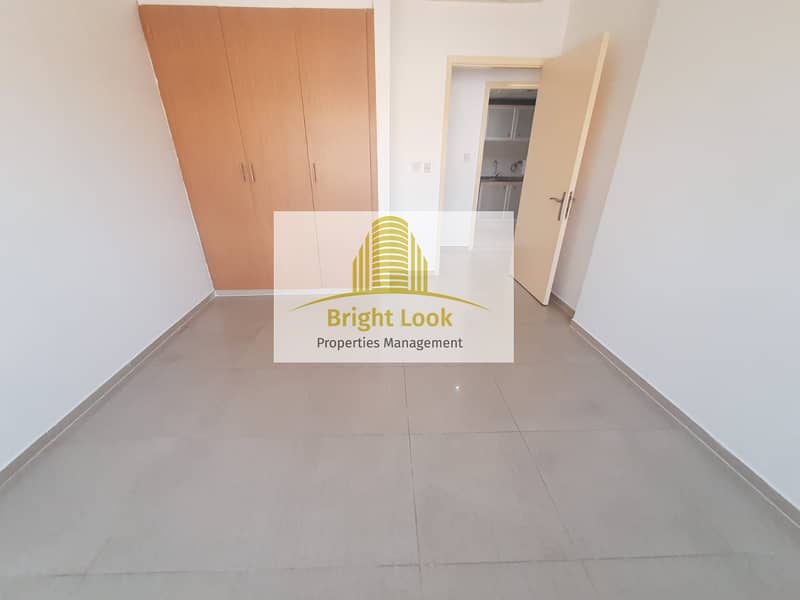 Квартира в улица Дефенс, 2 cпальни, 45000 AED - 6749681