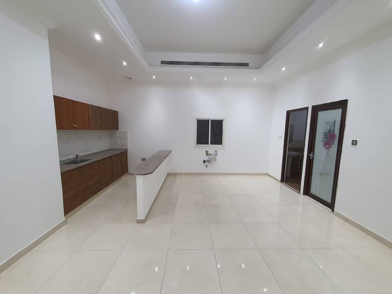 Квартира в Халифа Сити, 24000 AED - 6725204