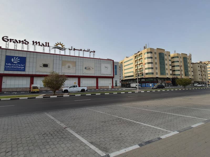 400 TO 1000 SQRFT OFFICES AVAILABLE FOR RENT NEAR ETISALAT NEXT TO GRAND MALL CLOSE TO ROLLA AREA