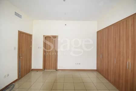 1 Bedroom Apartment for Sale in Dubai Marina, Dubai - Vacant I Prime Location I Well Maintain I Spacious