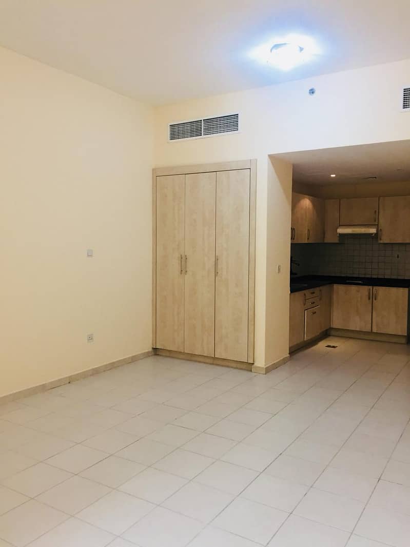 Квартира в Бур Дубай，Аль Манкул, 40000 AED - 6336037
