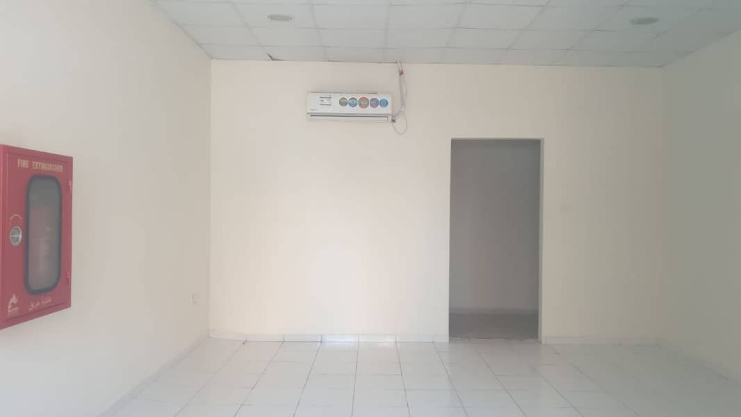 Nice Location | Fully Ready Shop | Parking Side