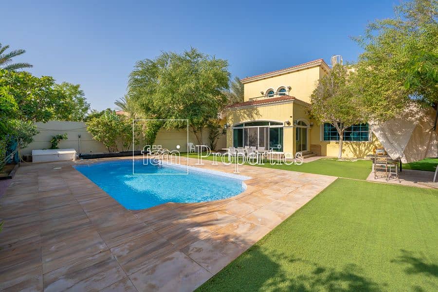 Вилла в Джумейра Парк，Легаси, 4 cпальни, 479999 AED - 6754208