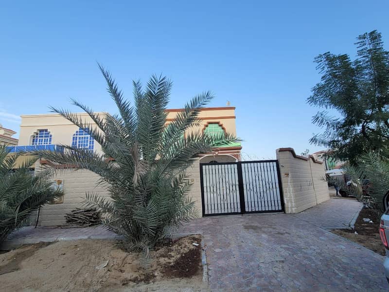 Very Good Quality And Large Size Villa For Rent
