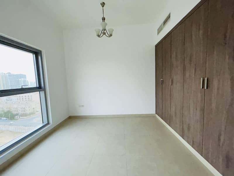 Close to Circle Mall | luxury Apartment | Ready to move