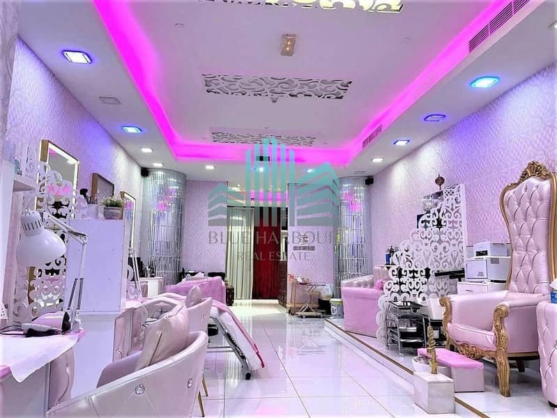WELL KNOWNED FULLY EQUIPPED LUXURIUOS SALON WAITING FOR NEW OWNER | CHILLER FREE | PRIME LOCATION