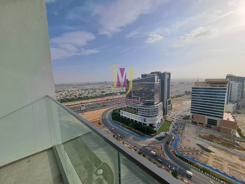 Contemporary Splendour | 1Br Apartment | Burj View