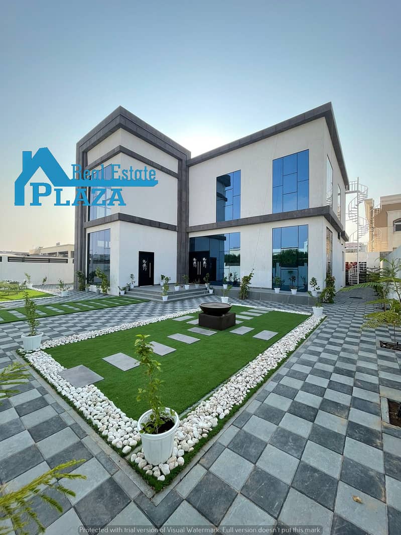 Villa for sale directly from the owner in the Helwan area, on the corner of two asphalt streets, near the mosque, and all public services are availabl