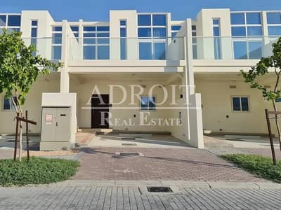 4 Bedroom Villa for Sale in DAMAC Hills 2 (Akoya by DAMAC), Dubai - Marvelous & Generous Villa with Maid\'s Room !!