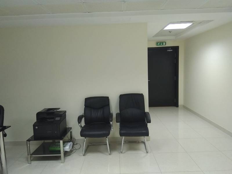Office with  available for Rent in Fortune Tower close to Metro Station