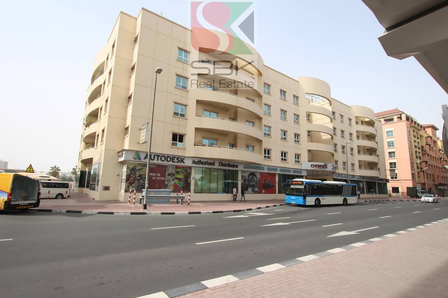 Huge Chiller Free  2 Bhk   Beside Oud Metha Metro