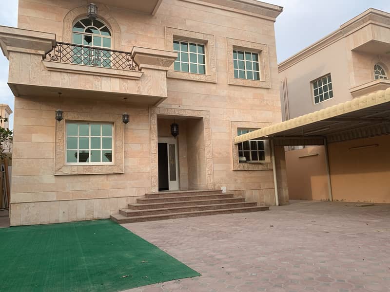 Villa behind Al-Hamidiya police station in Al-Rawda 1, two floors, a distin