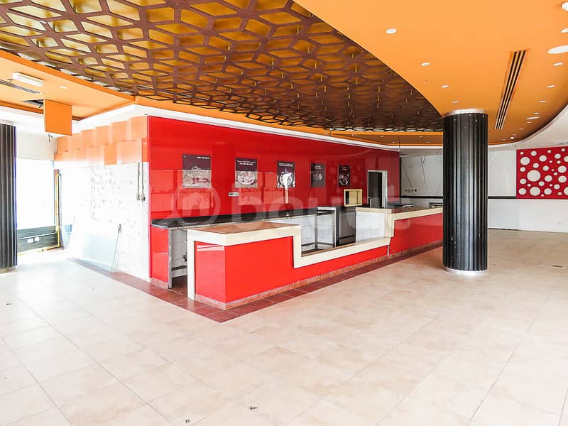 FULLY EQUIPPED RESTAURANT FOR RENT IN CORNICHE AVENUE AJMAN