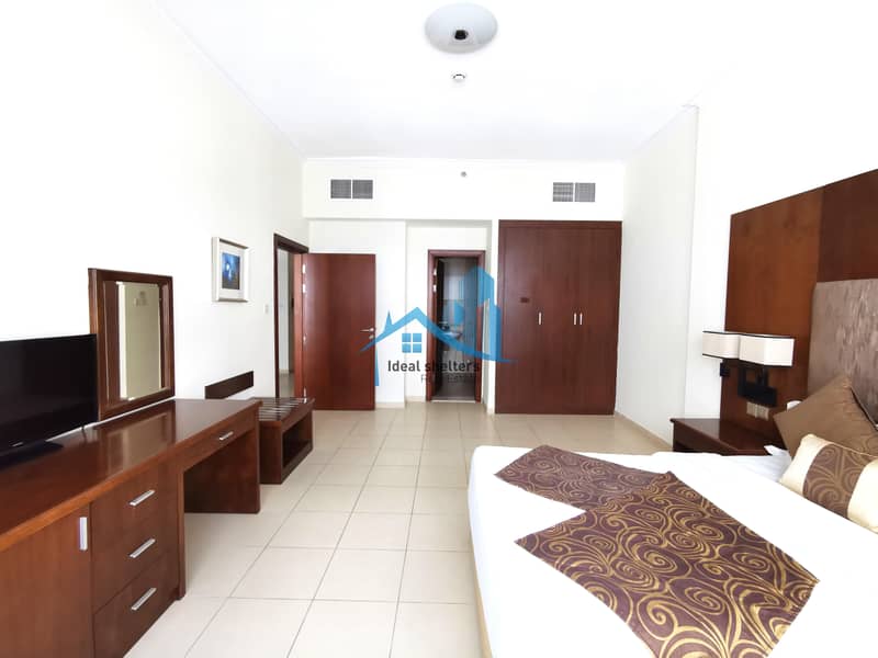 Fully Furnished 1bhk  near Metro station