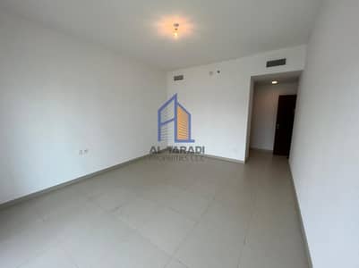 1 Bedroom Flat for Rent in Al Reem Island, Abu Dhabi - Spacious 1  Bedroom Apartment |  High Floor| L Shape Cupboard