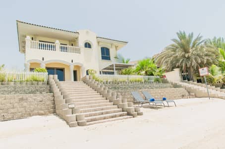 4 Bedroom Villa for Rent in Palm Jumeirah, Dubai - Beautiful Villa | Private Pool|Beach | Billiards
