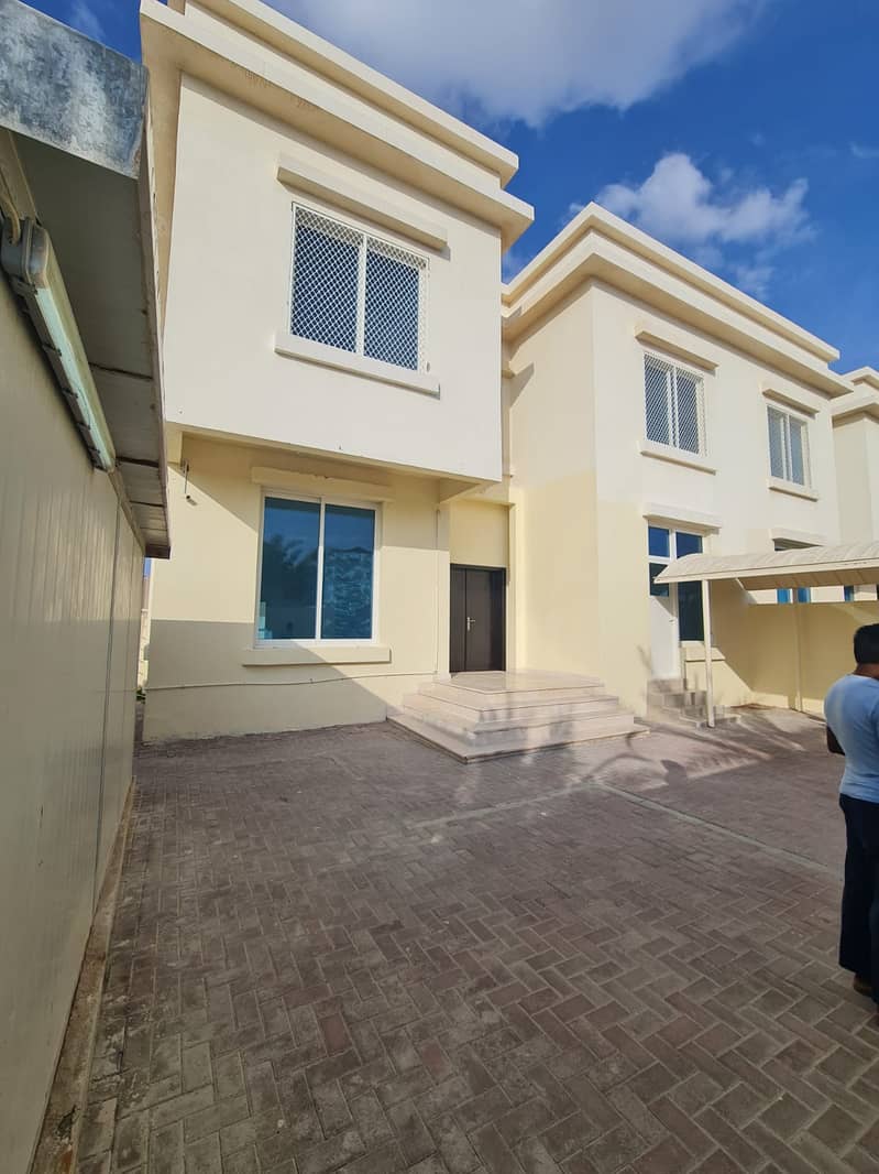 PRIVATE ENTRANCE || 4 BEDROOMS VILLA WITH DRIVER AND MAID ROOM SHADED PARKING || 150K