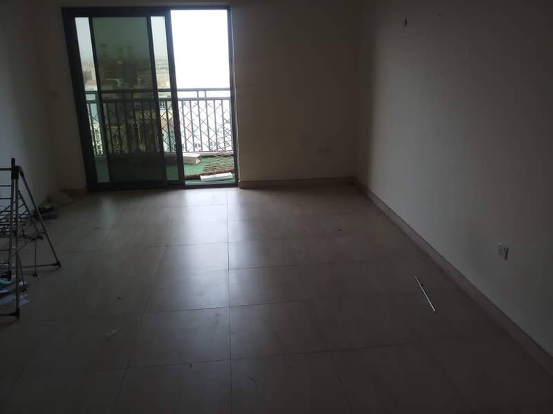 ONE BEDROOM UNFURNISHED AVAILABLE FOR RENT NEAR TO METRO
