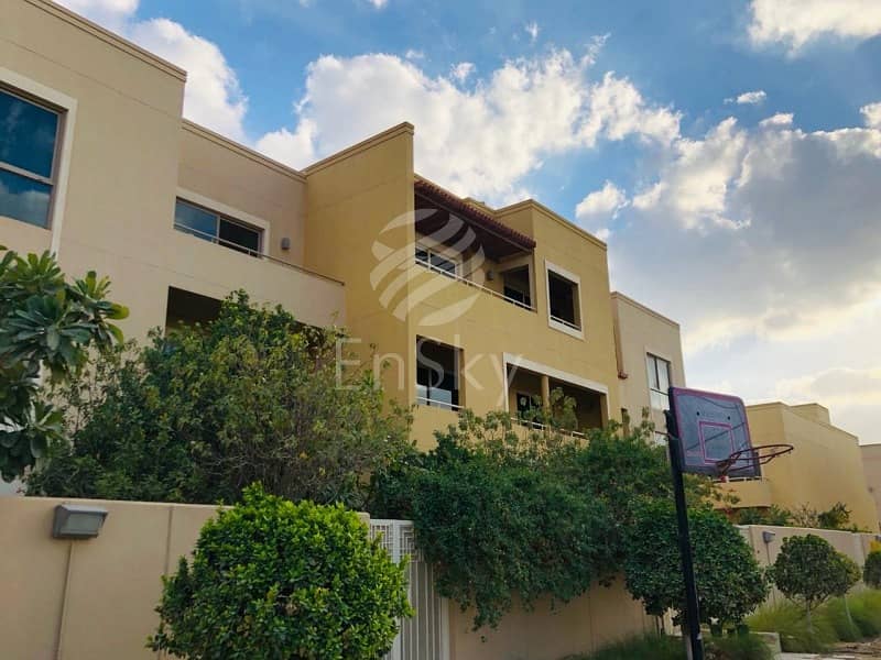 Perfectly Priced 4 Bedroom Townhouse in Raha! | SPACIOUS|