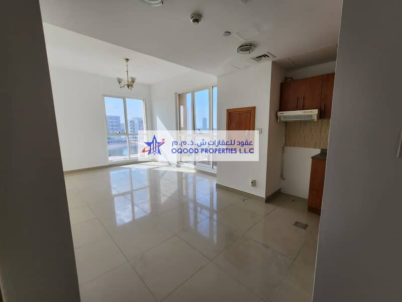 CHEAPEST RENT 1 BR LAKE SIDE TOWER IMPZ