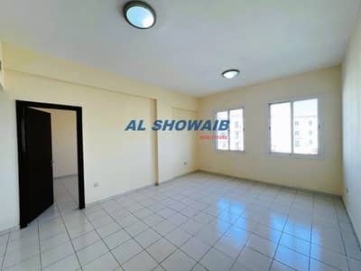 فلیٹ 1 غرفة نوم للايجار في المدينة العالمية، دبي - شقة في الحي اليوناني المدينة العالمية 1 غرف 32000 درهم - 6775367