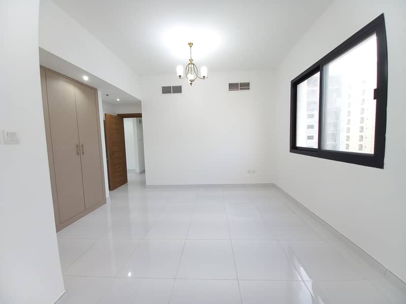 Good deal spacious 1 bedroom apartment close to Metro only in 54k
