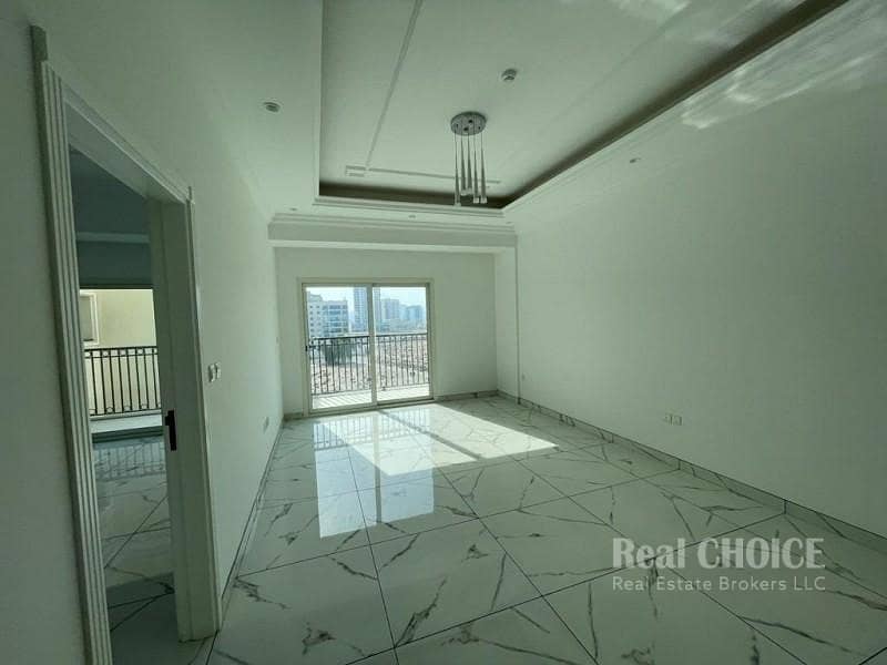 Amazing 1BR | 2 Balconies | Ready to move in I No Commission