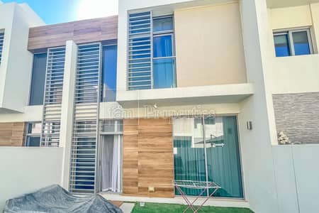 2 Bedroom Townhouse for Rent in Dubai South, Dubai - Fully Furnished |Stunning 2BR Townhouse with Study