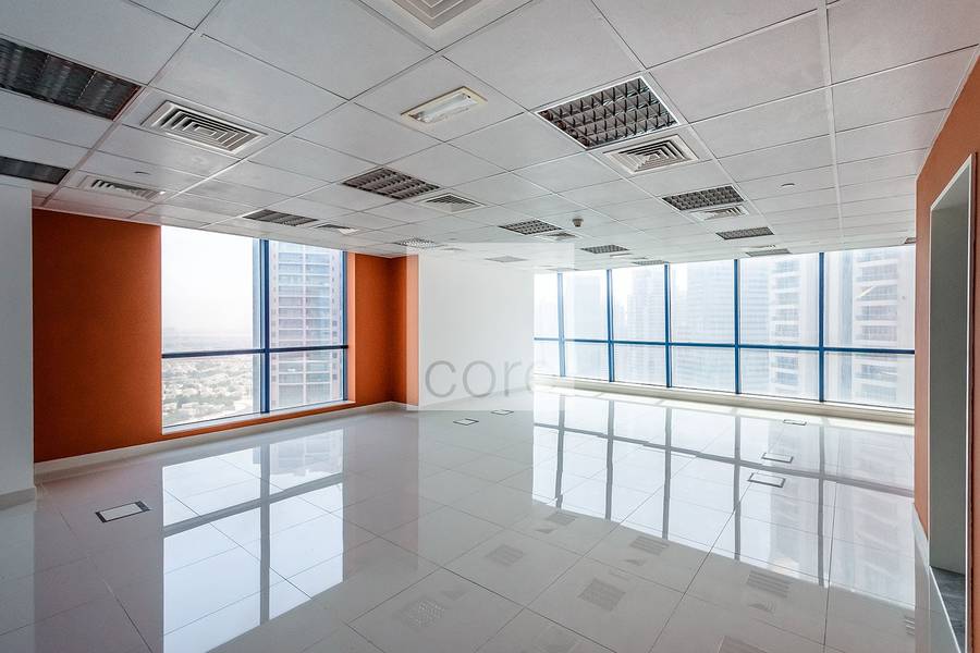 Semi Fitted Office I Mid Floor I Freezone