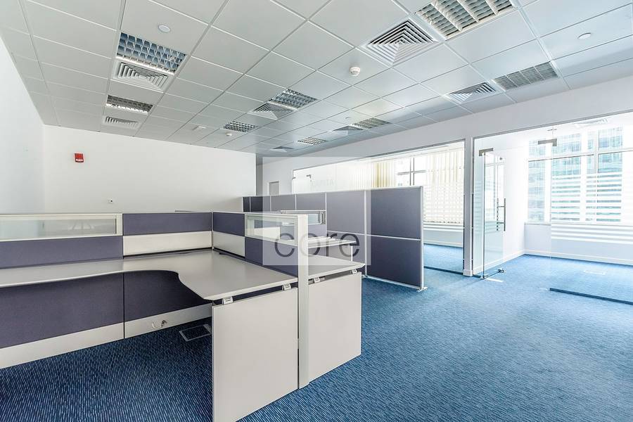 Fully fitted office unit with partitions Fully fitted office unit with partitions
