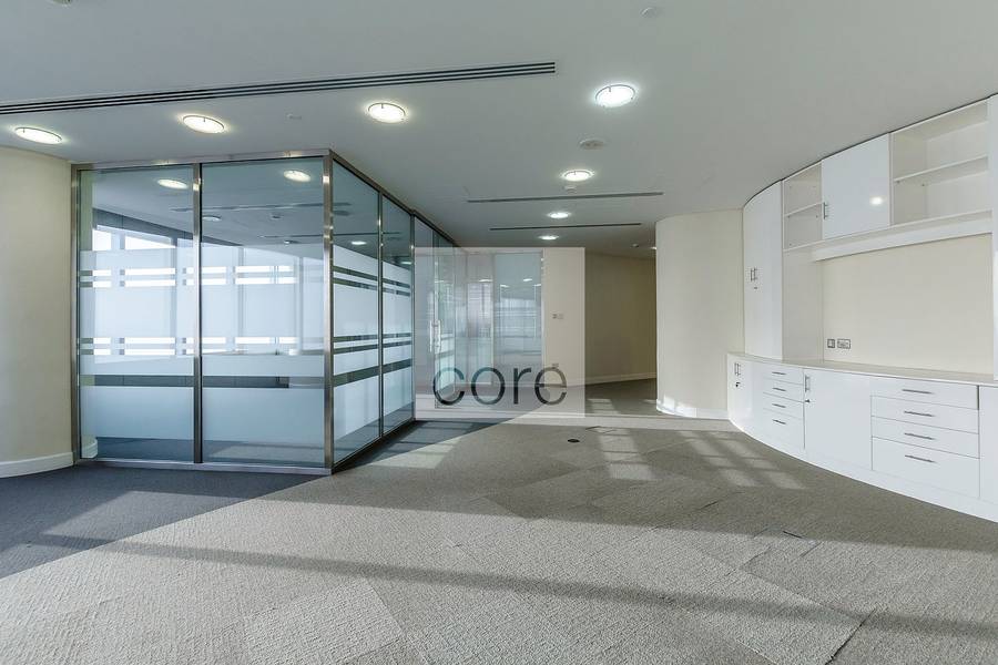 Corner fitted partitioned office | Almas