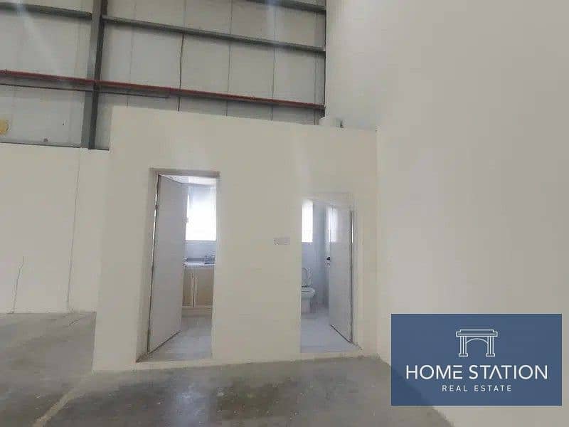 SPACIOUS WAREHOUSE AVAILABLE | PRIME LOCATION