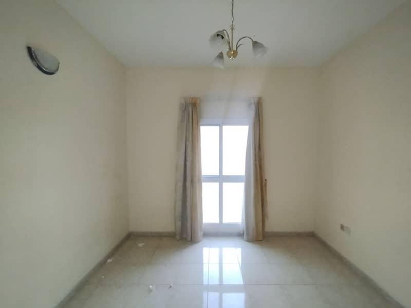 Spacious Apartment| At Prime Location| Close To Bus Stop