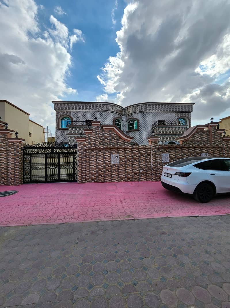 Вилла в Аль Мовайхат, 5 спален, 2200000 AED - 6403460