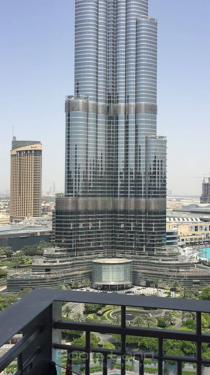Magnificent Unit Burj Khalifa and Fountain Views