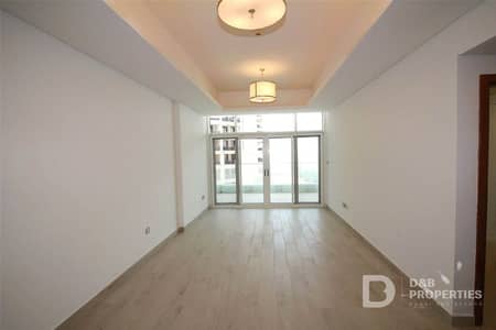 1 Bedroom Apartment for Rent in Palm Jumeirah, Dubai - Sea Views | Beach Access | Modern Design